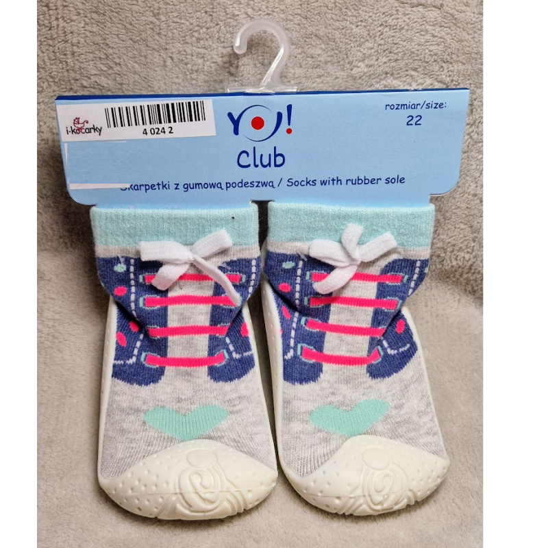 Ponožky, vel. 22, s gumovou podrážkou