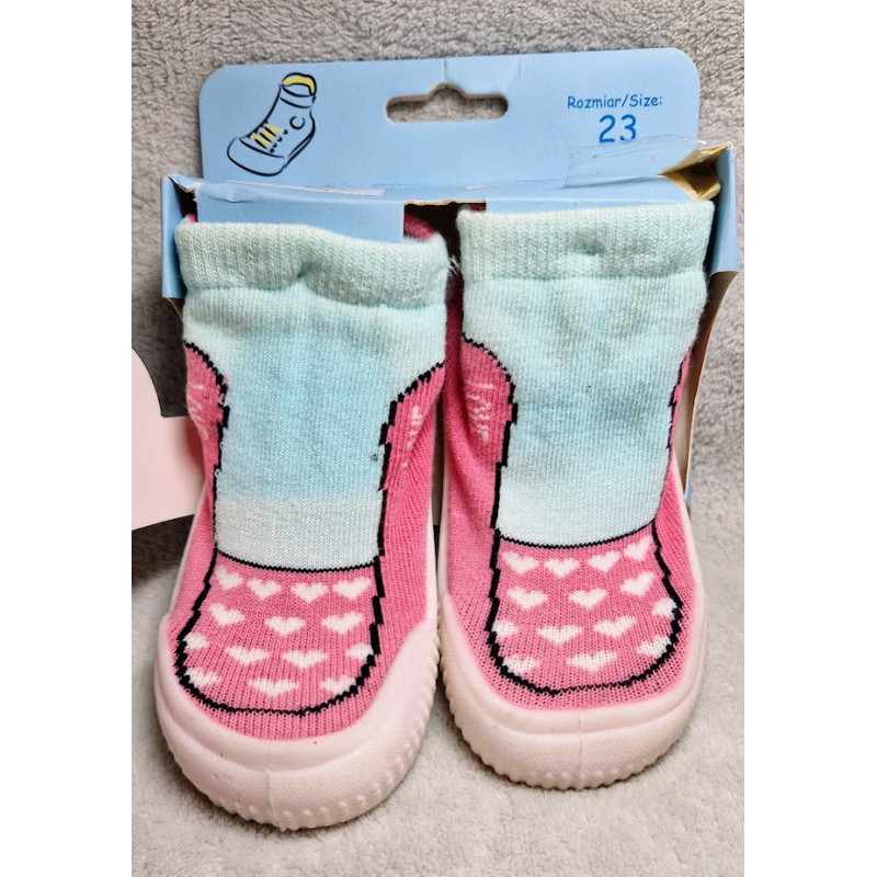 Ponožky, vel. 23, s gumovou podrážkou